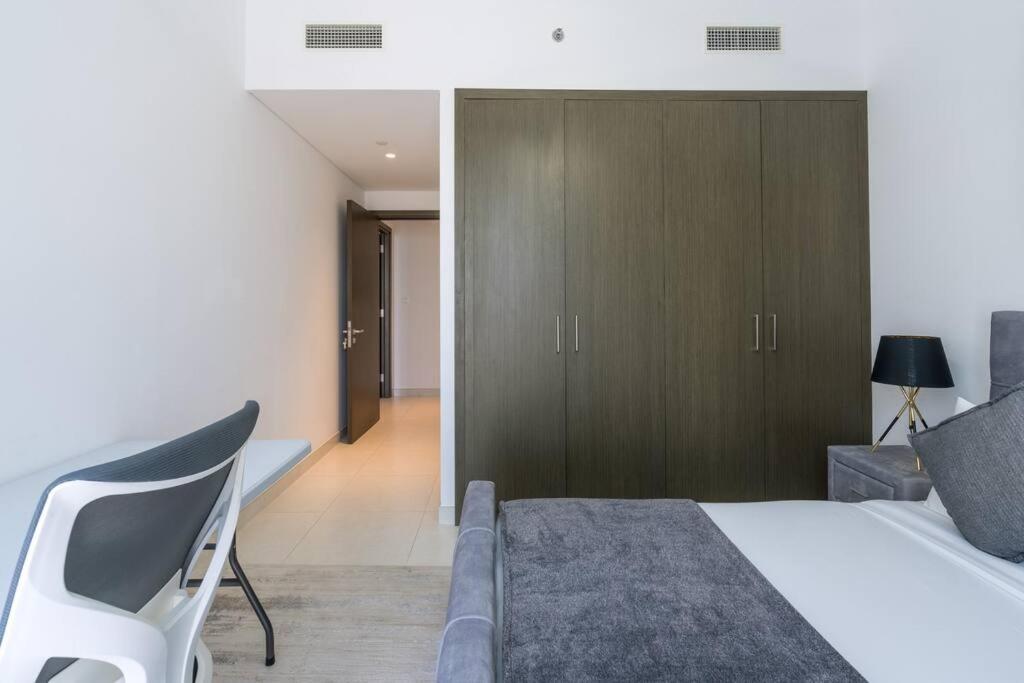 Apartment Luxury 2bedroom Creek Balcony & Views Dubai