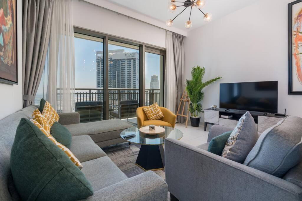 Luxury 2bedroom Creek Balcony & Views Dubai